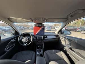 Kia Niro Plug-in Hybrid (PHEV) – Eficiență Maximă — miniatura 2