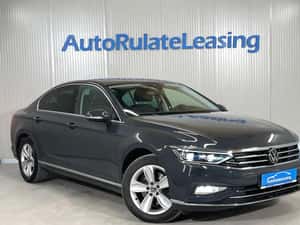 Volkswagen Passat 2021, 67.451 km, Benzină — miniatura 2