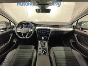 Volkswagen Passat 2021, 67.451 km, Benzină — miniatura 7