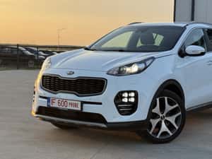 Kia Sportage 2.0 CRDi 184 AWD Gt line — miniatura 3
