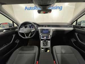 Volkswagen Passat 2022 - Vehicul Second-hand — miniatura 7