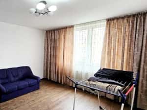 Apartament la cheie cu 4 camere decomandate,boxa,loc parcare,etaj 2, zona Al.28-Maratei — miniatura 6