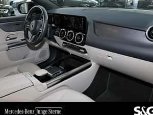 Mercedes-Benz GLA 200 Automată, 163 CP, Benzină — miniatura 7