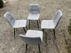 Scaune gri tapitate — miniatura 1