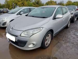 Carenaj aparatori noroi fata Renault Megane 3 2011 HATCHBACK 1.5 dCI — miniatura 3