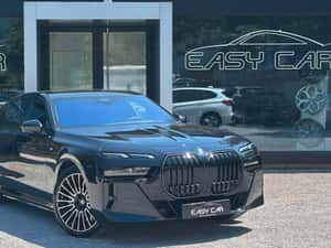 BMW 750 Hibrid 2024 - Second hand — miniatura 3