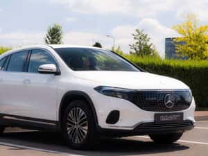 Mercedes-Benz EQA 2024 - Vehicul electric second-hand