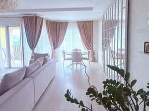 Apartament 3 camere, 2 locuri de parcare, terasa cu vedere la piscina! — miniatura 4