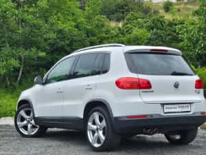 Volkswagen Tiguan 4x4 ,Automat, Xenon , Panorama — miniatura 2