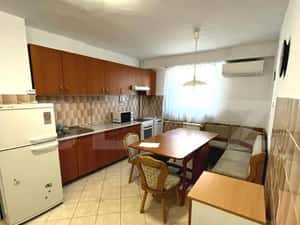 Apartament cu 3 camere, 74 mp, bloc izolat termic, central — miniatura 5