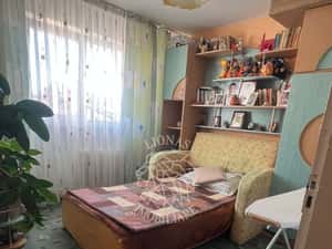 Apartament decomandat 4 camere 85 mp-balcon-etaj 3-parcare-Zona Lama — miniatura 5