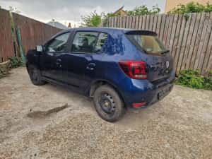 Dacia Sandero 2019 avariat — miniatura 3