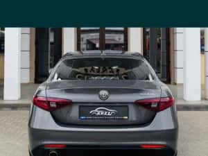 Alfa Romeo giulia 2.2 150 cai variante suv — miniatura 7