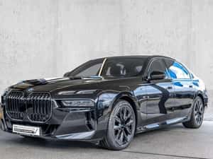 BMW 740 Berlină Diesel 286 cp, 18.810 km, 2025
