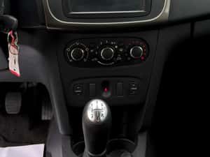 Dacia Logan Ambiance Manuală 90 HP Benzină — miniatura 5