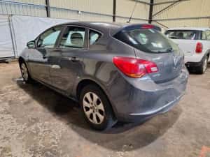 Armatura bara spate Opel Astra J 2014 HATCHBACK 1.6 CDTI B16DTH 136Hp — miniatura 4