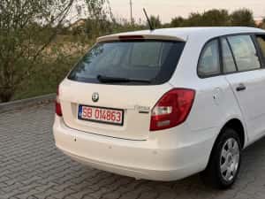 Skoda Fabia 2014 Euro 5 Facelift 1.6 D Manual Clima Impecabila Adusa Recent din Germania — miniatura 4