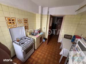 Apartament 3 camere Ultracentral etaj 7/10 — miniatura 4
