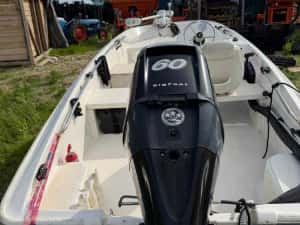 UNSINKABLE Boston Whaler 150 Super Sport + Mercury 60HP + Peridoc — miniatura 3