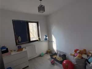 Apartament 4 camere Semidecomandat Berceni — miniatura 3