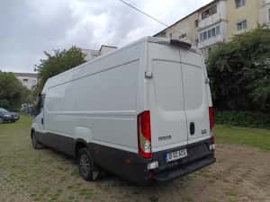 vand/schimb cu auto/moto/rulota/atv/teren/garsonieră Iveco daily 3.0,automata 2021, AC, perne aer ITP nou 2 baterii 3 litri  sirocou — miniatura 5