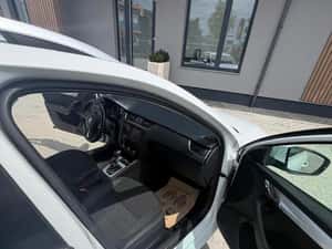 Skoda Octavia 1.6 TDI AUTOMATA — miniatura 6
