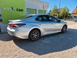 Toyota Camry Hibrid 2022 - Vehicul second-hand — miniatura 4