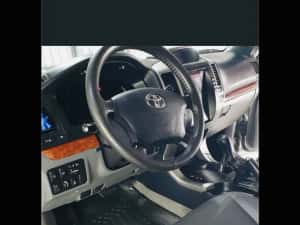Toyota Land Cruiser — miniatura 5