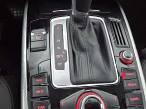 Proprietar Audi A4 B8.5, Quattro, Stronic 7+1,bixenon,led — miniatura 3