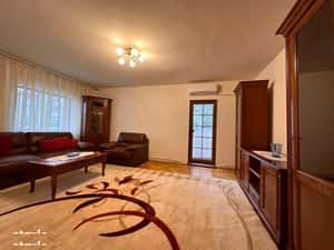De vânzare apartament 3 camere Arcu, etaj 1 la blocurile tip vilă — miniatura 3