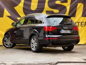 Audi Q7 3.0 TDi  233 CP — miniatura 3