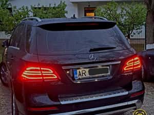 Mercedes-Benz ML 250 Automată 204 HP Diesel