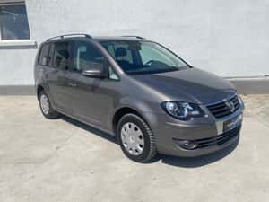 Volkswagen Touran, 2010, 5.950 EUR — miniatura 2