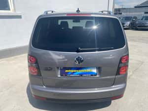 Volkswagen Touran, 2010, 5.950 EUR — miniatura 4