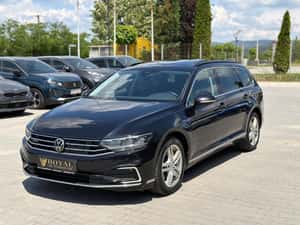Volkswagen Passat GTE Plug-in Hybrid DSG 218 CP - Panorama — miniatura 1