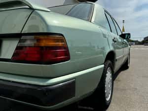 Vand Mercedes-benz Clasa e E 300 1988 Diesel 3000 cmc Neavariata — miniatura 10