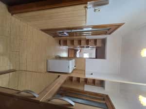 Radu Negru decomandat etaj 1 Balc 7m — miniatura 7