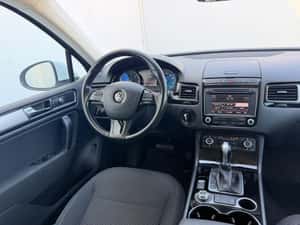 Volkswagen Touareg 3.0 V6 TDI SCR BlueMotion DPF Automatik — miniatura 2