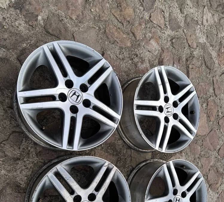 Seturi Jante aliaj 17" Honda Accord  și  16" Citroen — fotografie 1 din 10