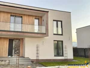 Imobil aparte, arhitectura deosebita, conditii avantajoase, Sanpetru — miniatura 9