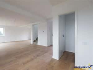 Imobil aparte, arhitectura deosebita, conditii avantajoase, Sanpetru — miniatura 10