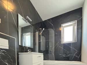 Apartament 2 camere, 56mp utili, balcon 20mp, decomandat, Etaj 1/3, in Giroc — miniatura 6