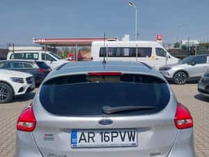 Ford Focus 2017 cu dotări premium — miniatura 7