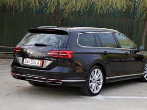 VW Passat B8 / R line / Automat / Panoramic / Euro 6 — miniatura 3