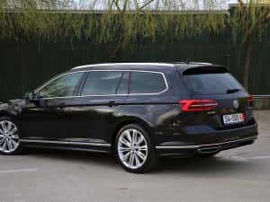 VW Passat B8 / R line / Automat / Panoramic / Euro 6 — miniatura 4