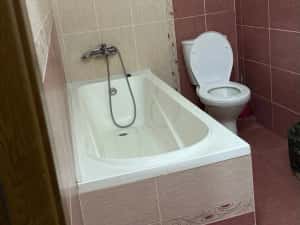 Garsoniera de inchiriat zona Costin Georgian