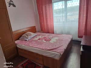 Inchiriez Apartament