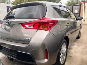Toyota Auris Hybrid Automată 136 HP Hibrid (B/E) — miniatura 6