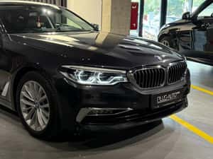 BMW 530e iPerformance Luxury Line — miniatura 2