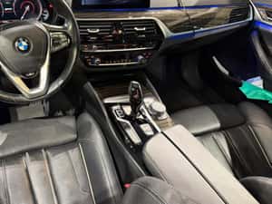 BMW 530e iPerformance Luxury Line — miniatura 5